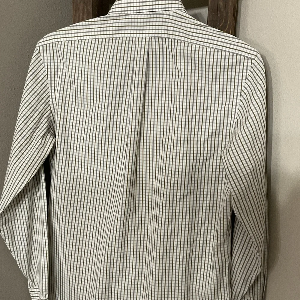 Banana Republic Men's Olive and White Checkered Shirt size small